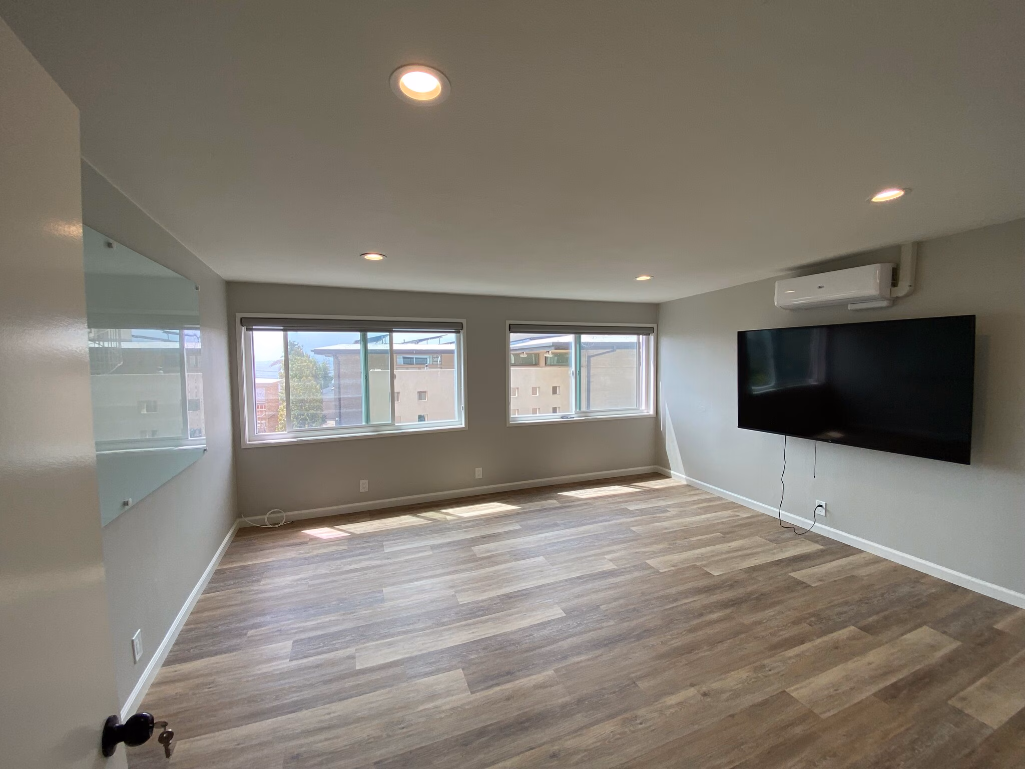 5560 La Jolla Blvd Suite E3
