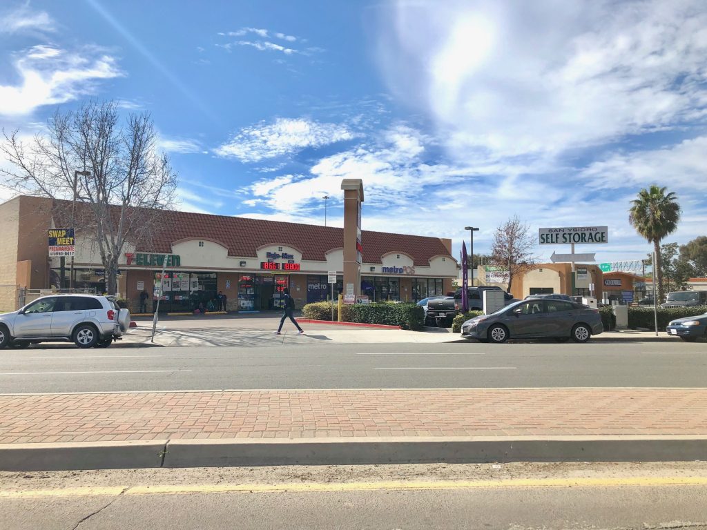 644 E San Ysidro Blvd, Suite G